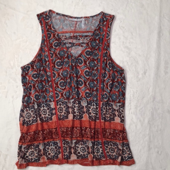 LUQ Tops - Crisscross Chest Tank